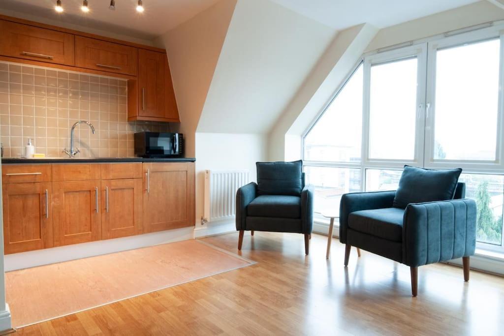 Burton-upon-Trent *New* 2-Bed Modern Apartment מראה חיצוני תמונה